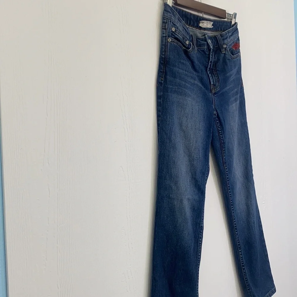 Free People - Four Seasons Embroidered Floral Dark Denim Jeans Size 26